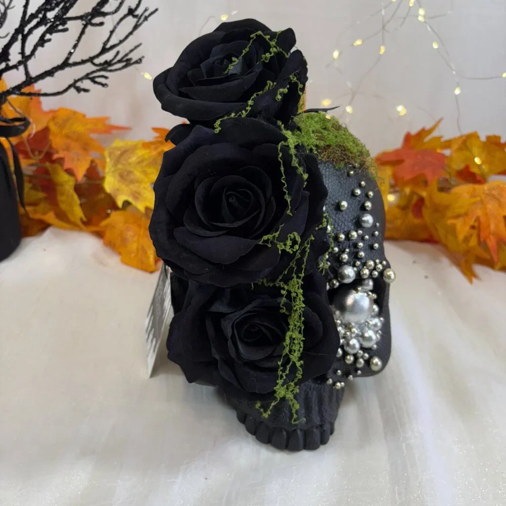 Halloween Glam Floral Black Roses Skull Pearls Moss Figure Centerpiece RARE
